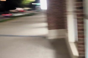 花式热身还得看库里！库里赛前投篮热身用腿停球+命中三分